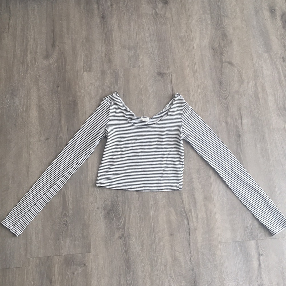 Long sleeve striped shirt